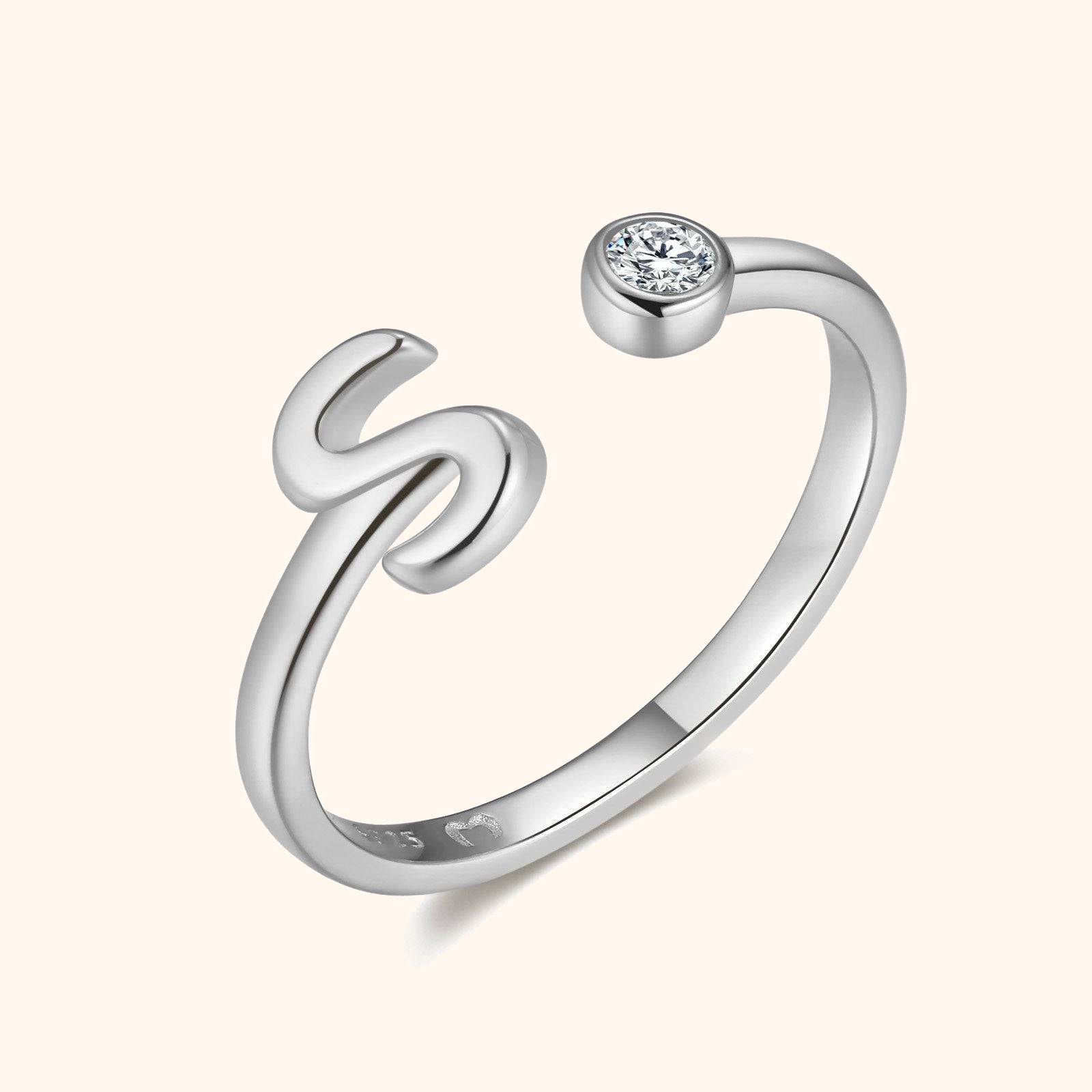 Anello Top Letter - Chiara Jewels