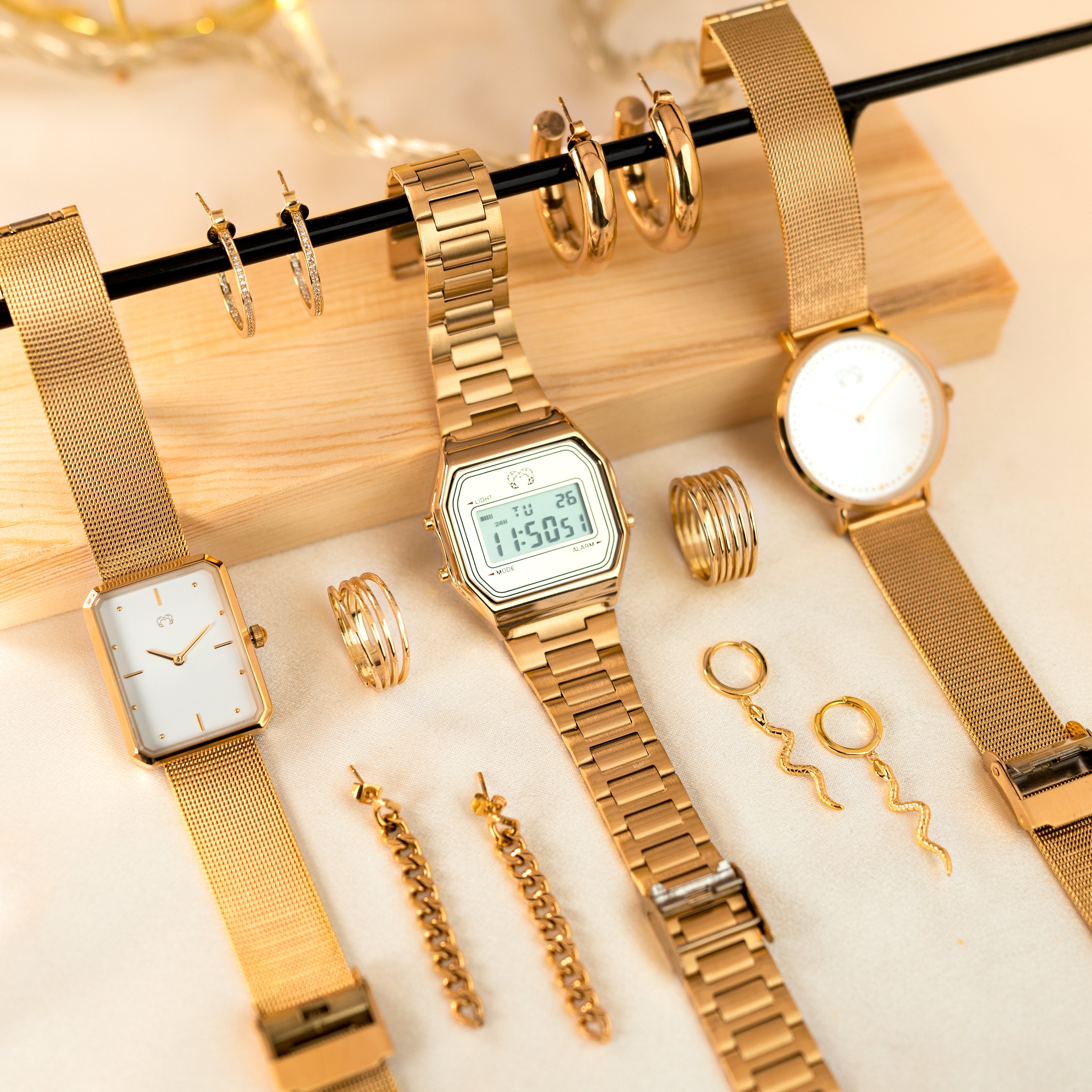 Orologio Digitale "Vintage" ~ Oro - Chiara Jewels