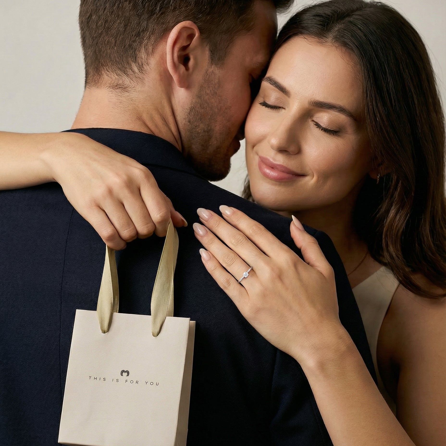 Anello Zirconia Solitaria