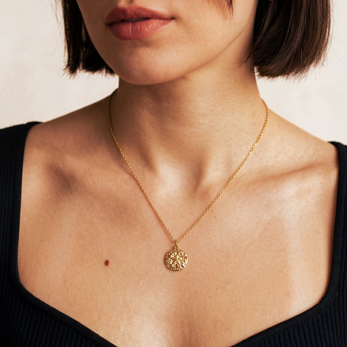 Collana Fiore in Rilievo